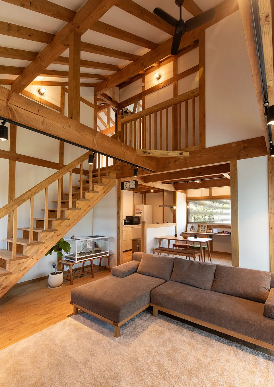 ミディアム ウォルナット：標準の写真1の拡大画像