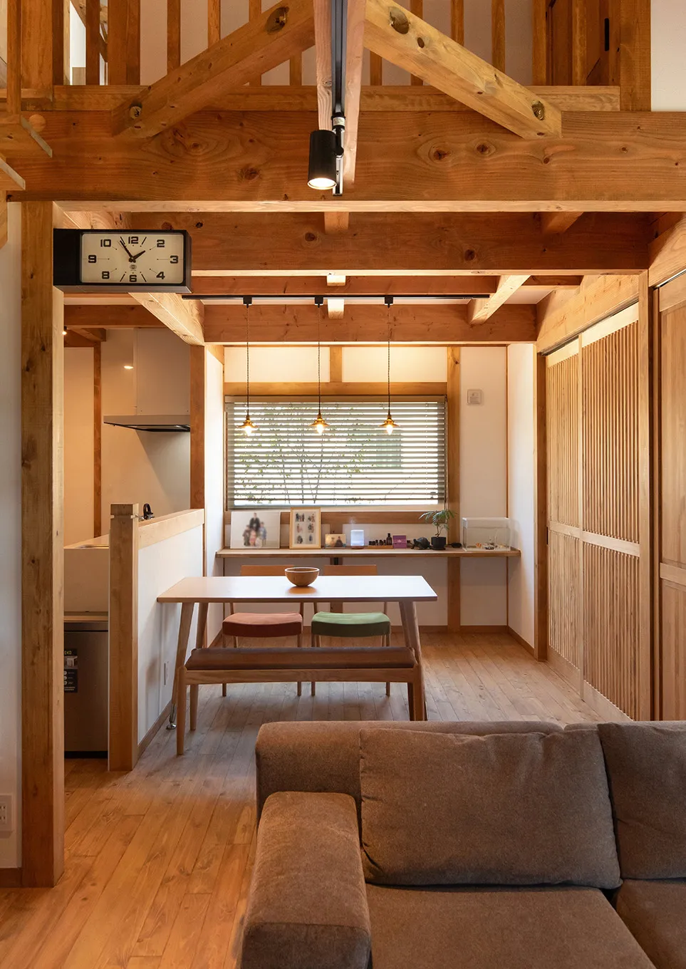 ミディアム ウォルナット：標準の写真3の拡大画像